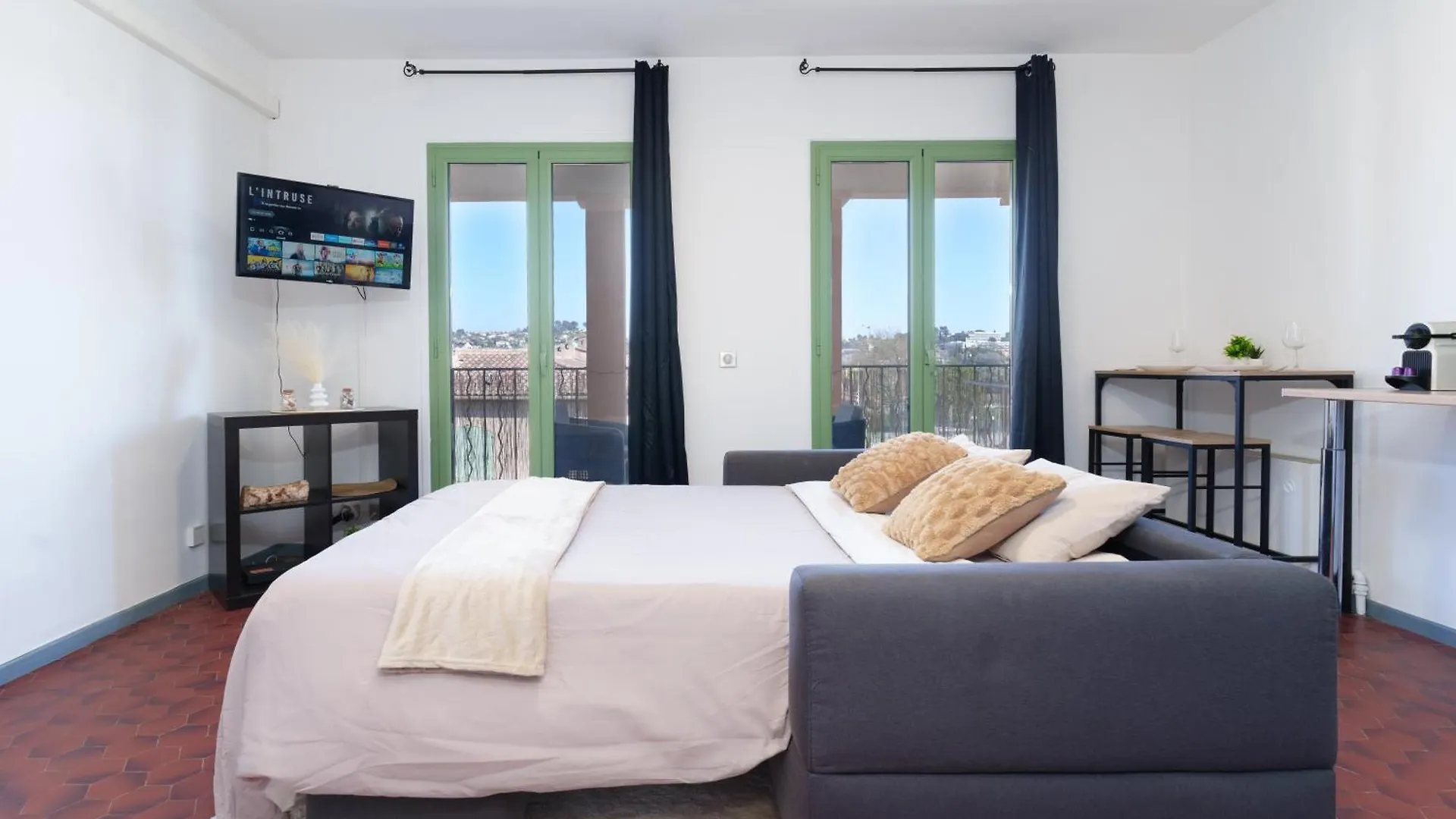 Le Cali, Terrase, Parking, Piscine, Clim Apartment Villeneuve-Loubet France