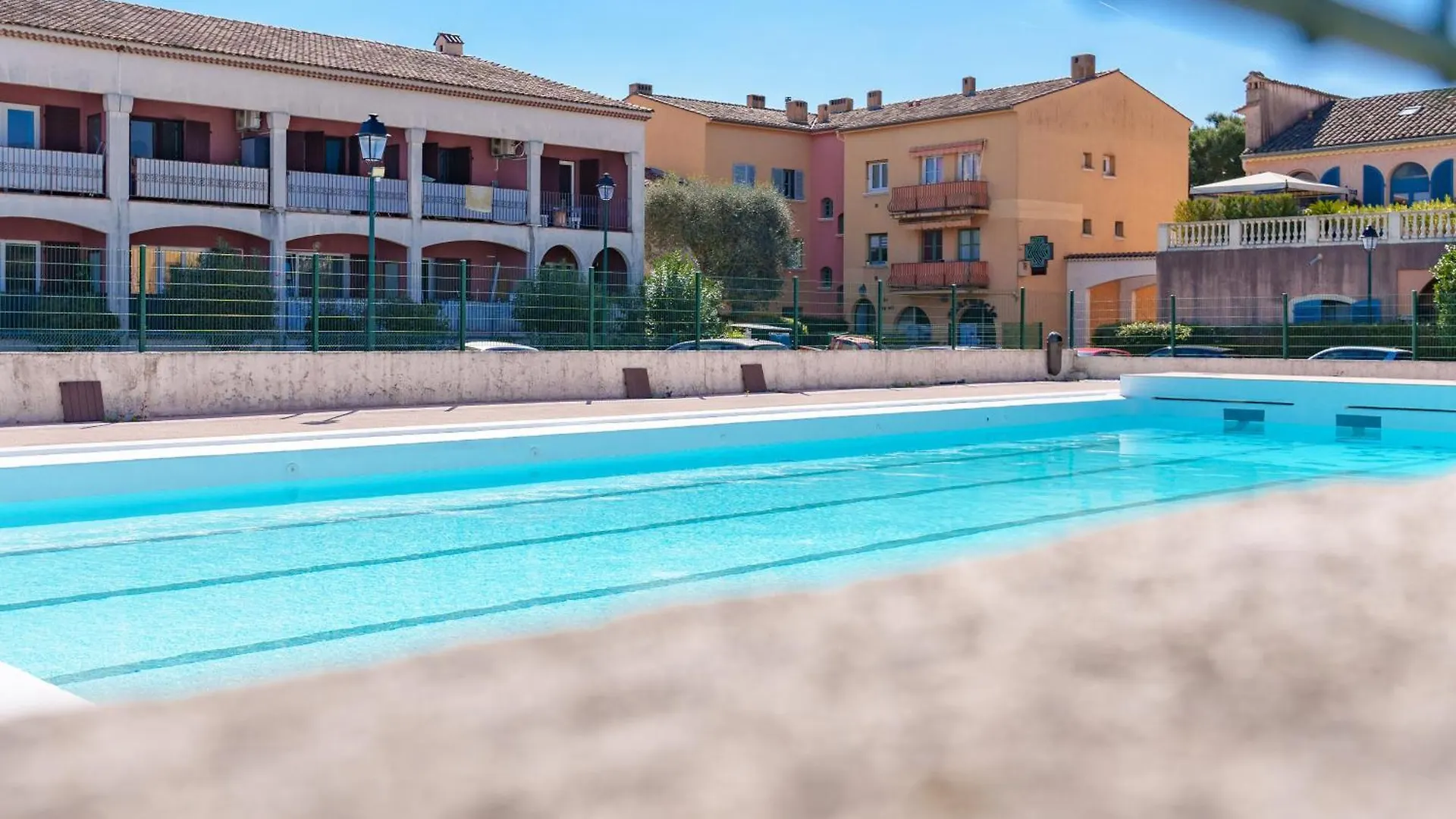 Le Cali, Terrase, Parking, Piscine, Clim Apartment Villeneuve-Loubet 0*,  France